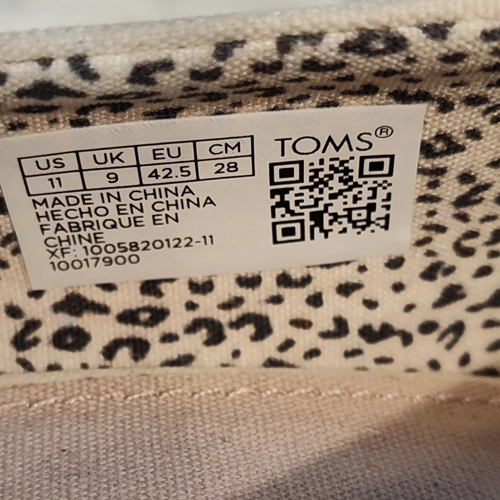 TOMS "MICHELLE" WOMEN'S 3.5" WEDGE HEAL OFF-WHITE CANVAS SHOES SIZE 11M - Picture 9 of 9